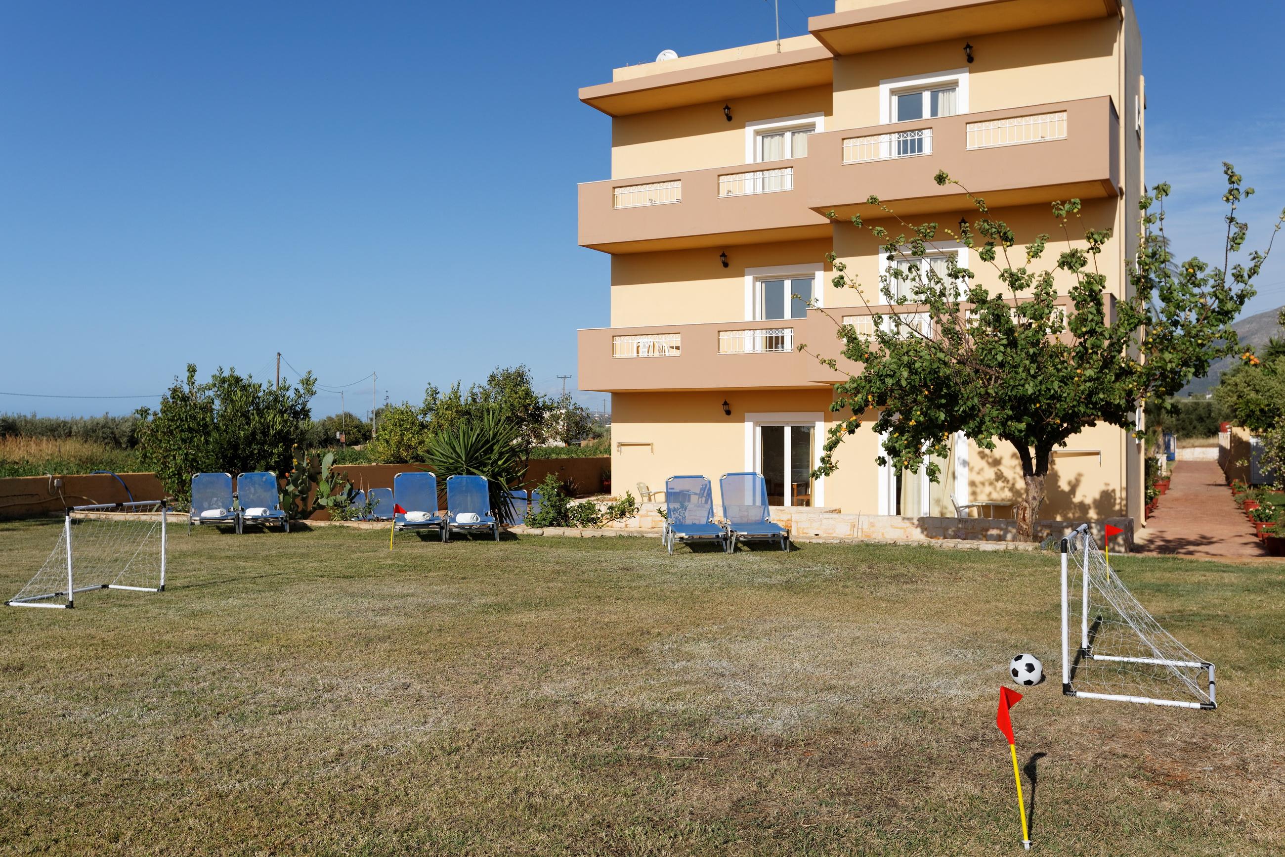 Danelis Studios & Apartments Malia  Bagian luar foto