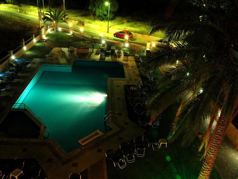 Danelis Studios & Apartments Malia  Bagian luar foto